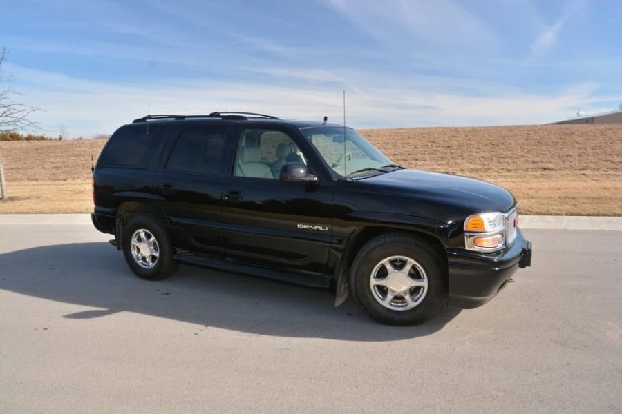 2001 GMC Yukon 2nd Gen - Image 12 of 12