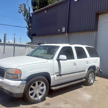 2001 GMC Yukon Denali