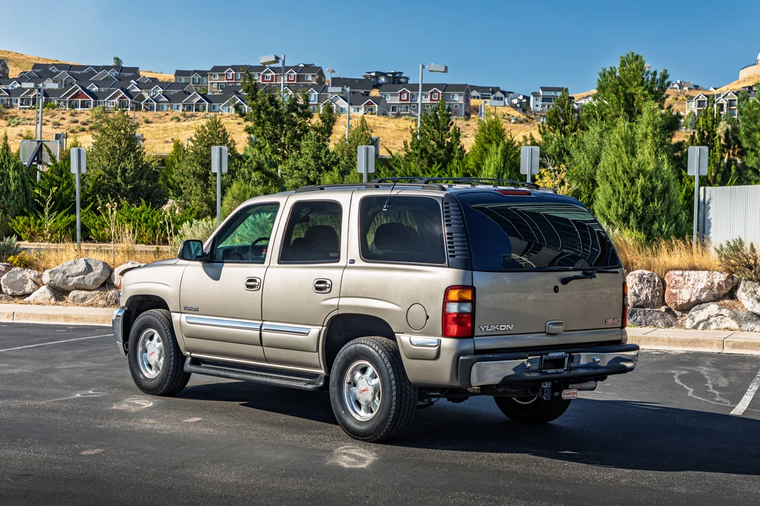 2001 GMC Yukon 2nd Gen - Image 6 of 31