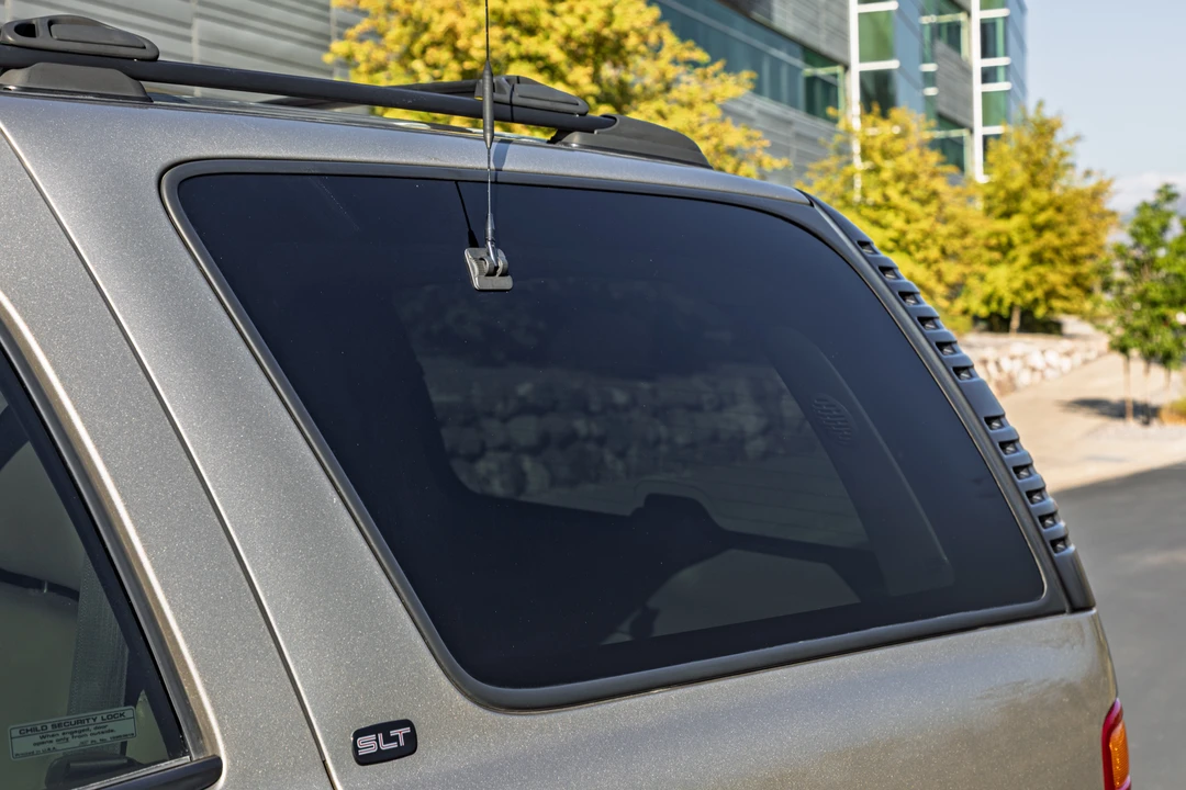 2001 GMC Yukon 2nd Gen - Image 28 of 31
