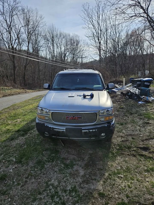 2001 GMC Yukon 2nd Gen - Image 6 of 6