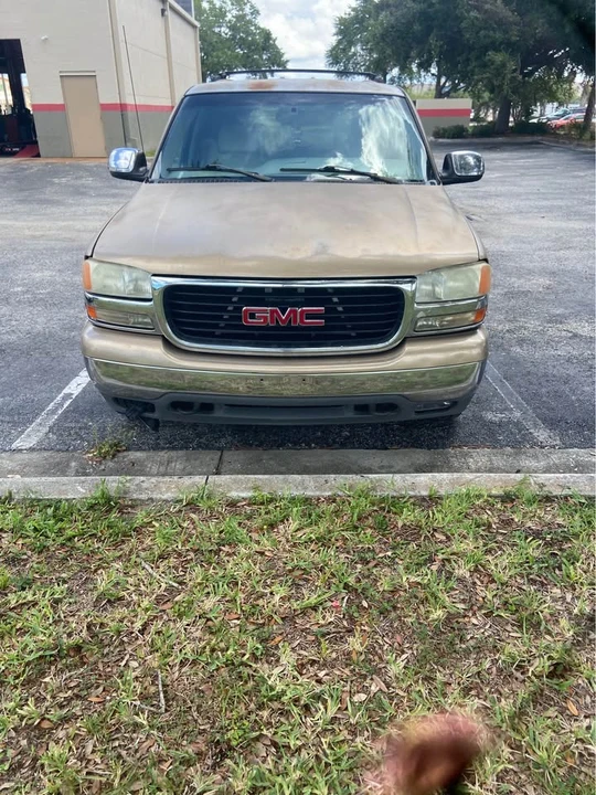 2001 GMC Yukon 2nd Gen - Image 12 of 14
