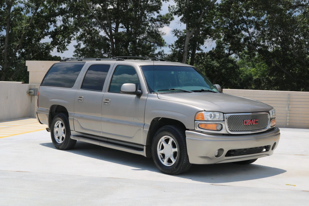 2001 GMC Yukon 2nd Gen - Image 19 of 31