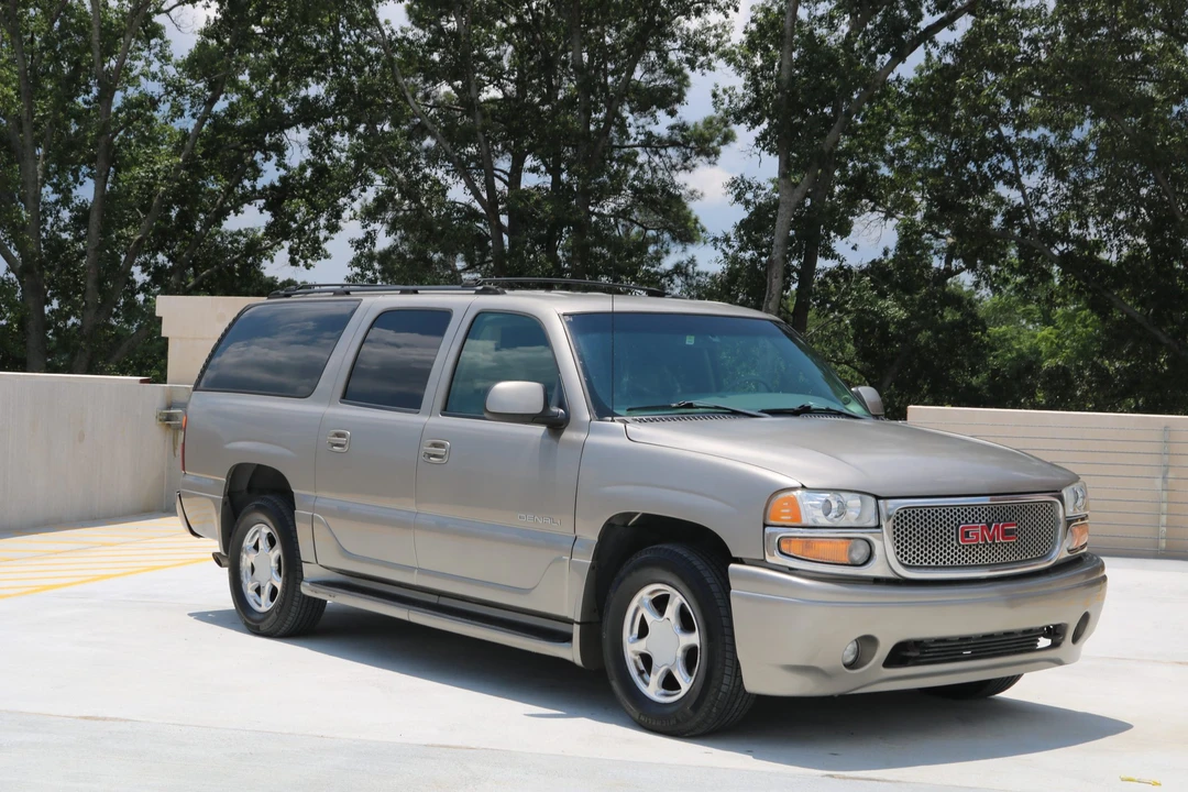 2001 GMC Yukon 2nd Gen - Image 20 of 31
