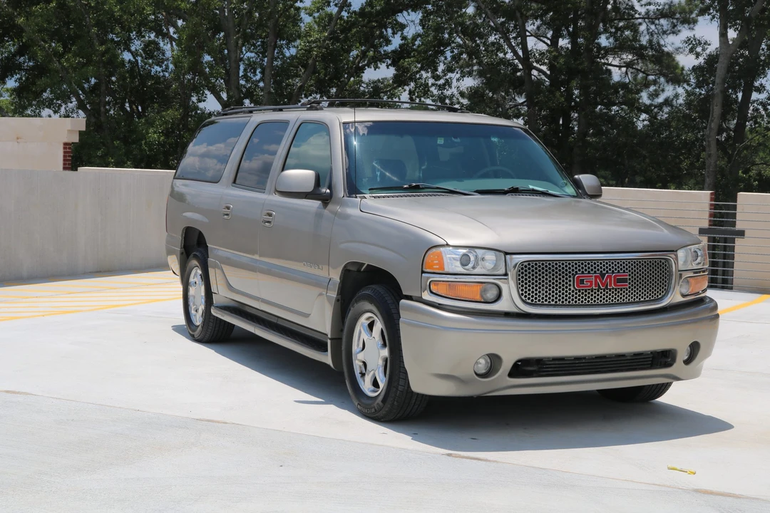 2001 GMC Yukon 2nd Gen - Image 16 of 31