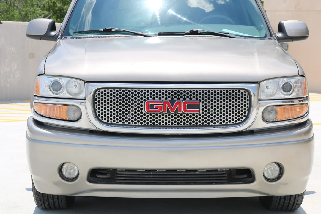 2001 GMC Yukon 2nd Gen - Image 12 of 31