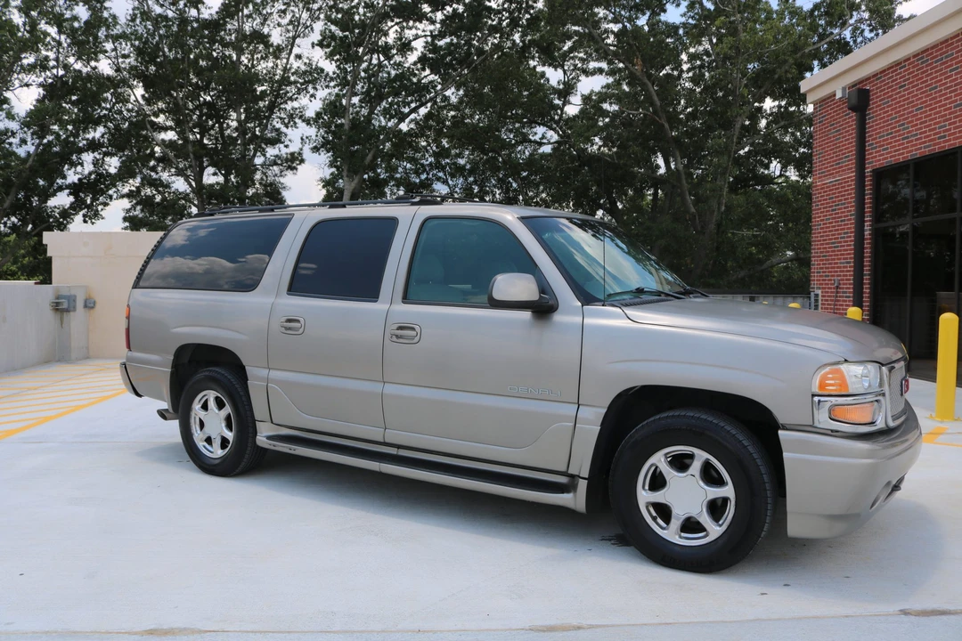 2001 GMC Yukon 2nd Gen - Image 22 of 31