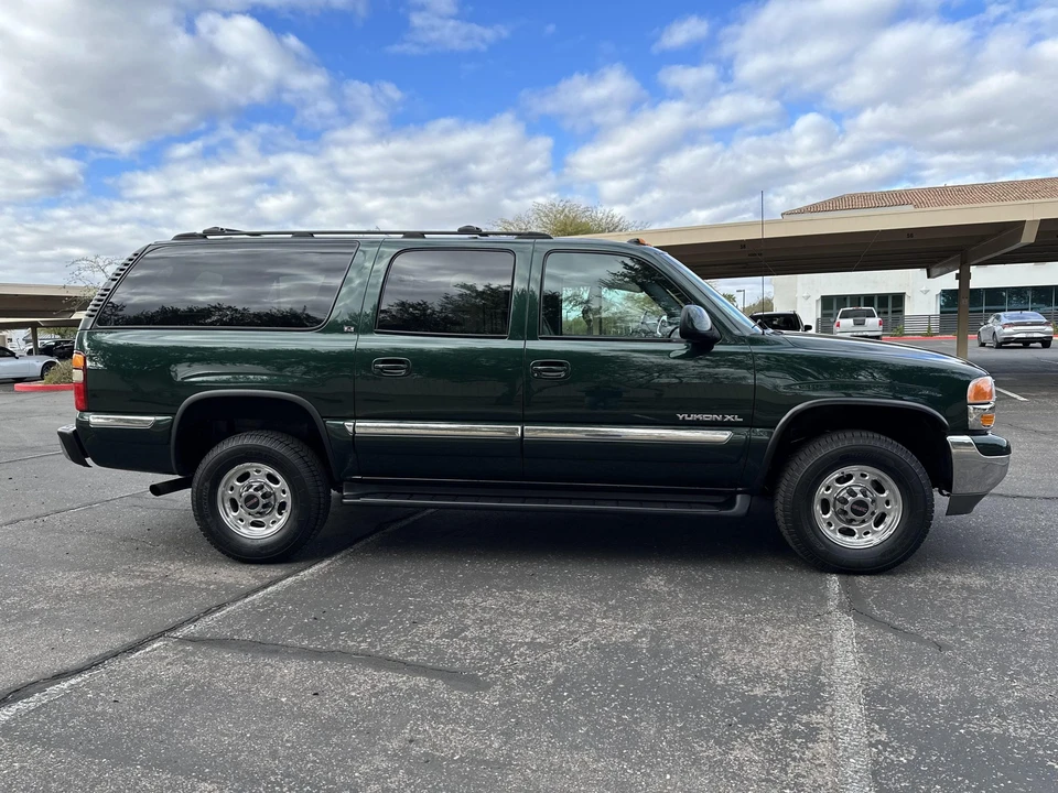 2001 GMC Yukon 2nd Gen - Image 6 of 31