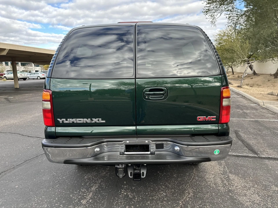 2001 GMC Yukon 2nd Gen - Image 9 of 31