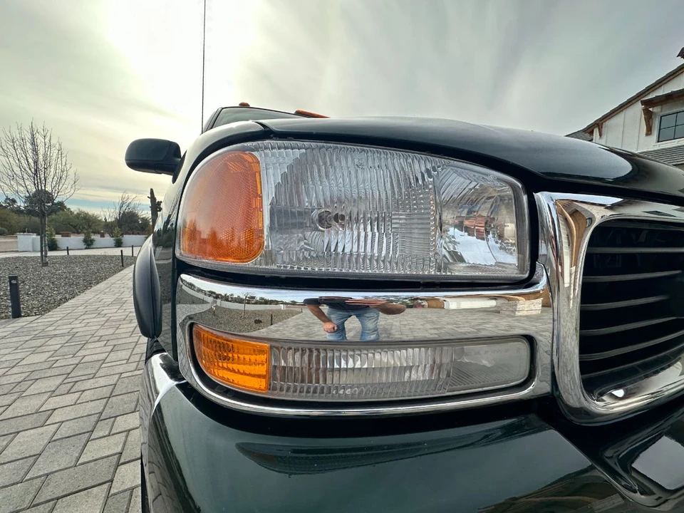 2001 GMC Yukon 2nd Gen - Image 28 of 31