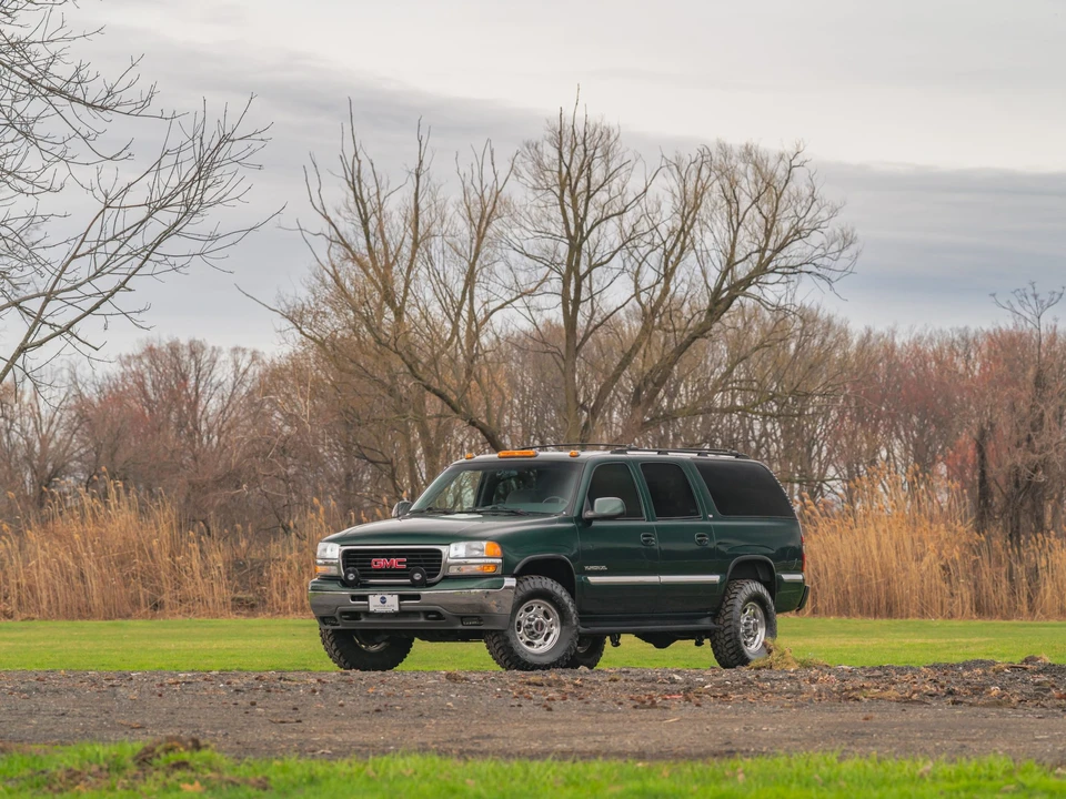 2001 GMC Yukon 2nd Gen - Image 4 of 31