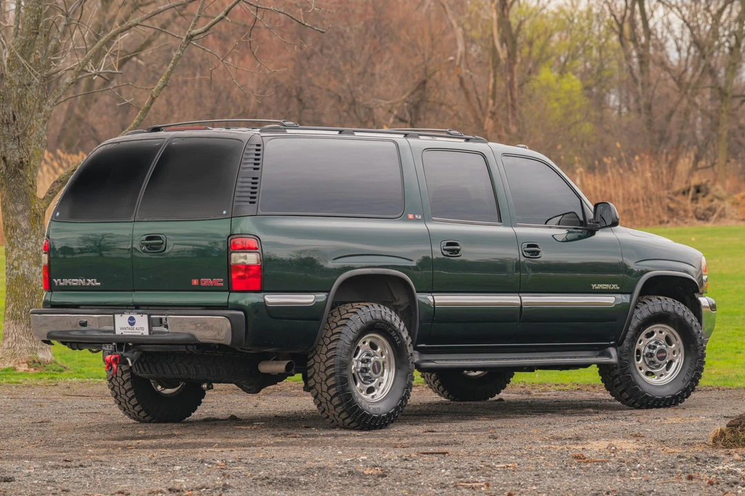 2001 GMC Yukon 2nd Gen - Image 16 of 31