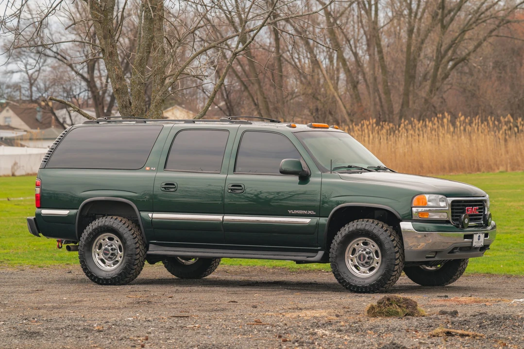 2001 GMC Yukon 2nd Gen - Image 19 of 31