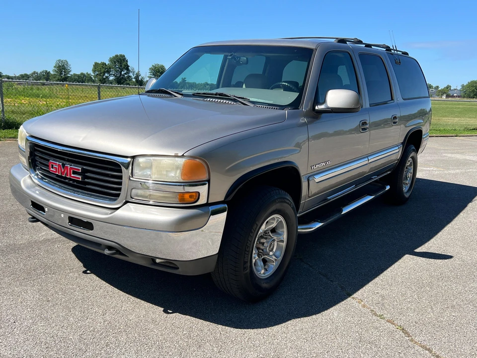 2001 GMC Yukon 2nd Gen - Image 7 of 31