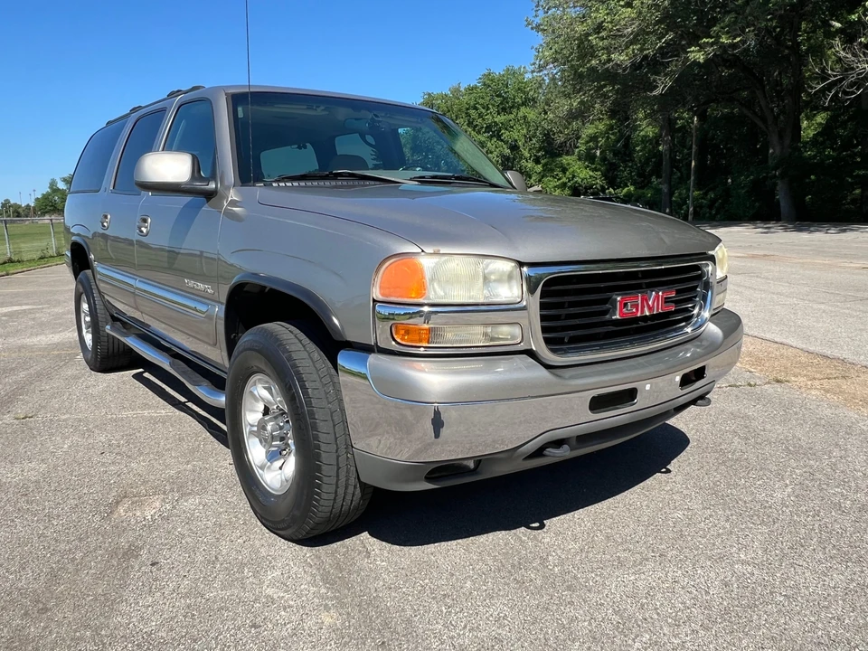 2001 GMC Yukon 2nd Gen - Image 13 of 31