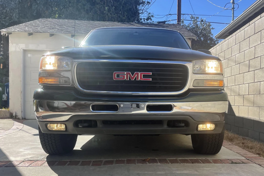 2001 GMC Yukon 2nd Gen - Image 6 of 31