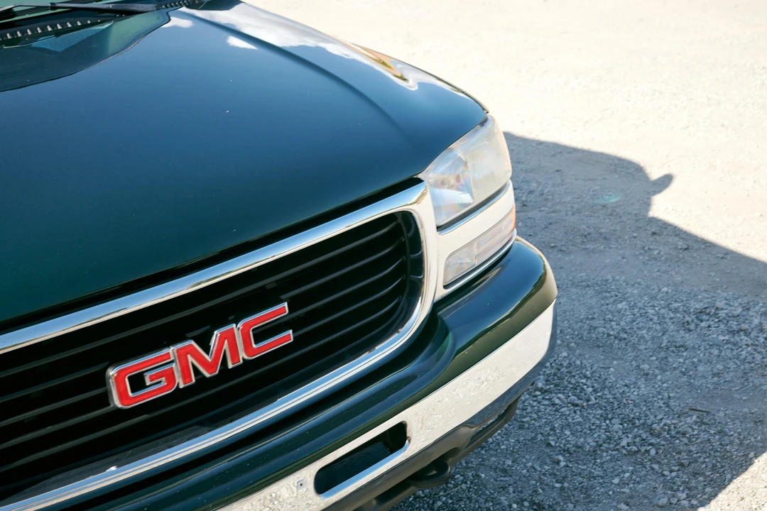 2001 GMC Yukon 2nd Gen - Image 15 of 31