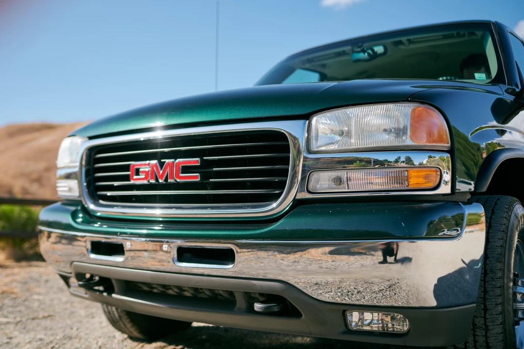 2001 GMC Yukon 2nd Gen - Image 17 of 31