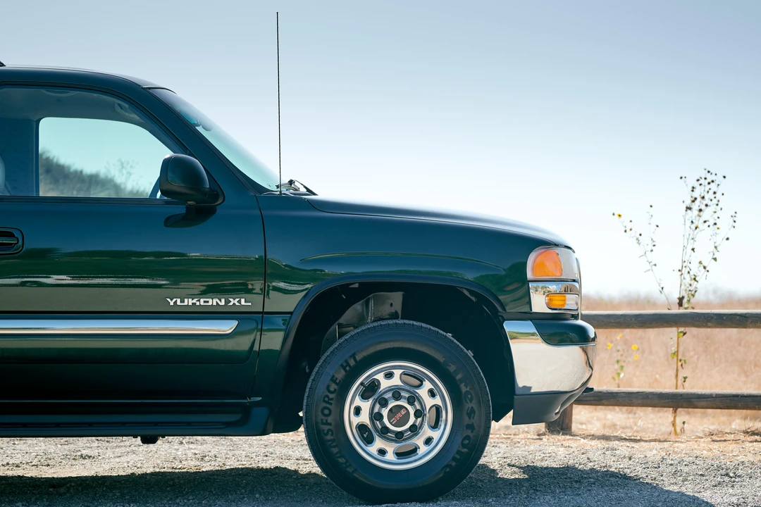 2001 GMC Yukon 2nd Gen - Image 27 of 31