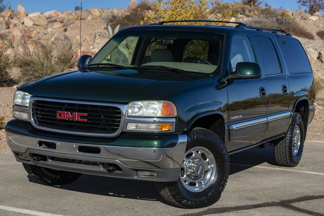2001 GMC Yukon 2nd Gen - Image 4 of 31