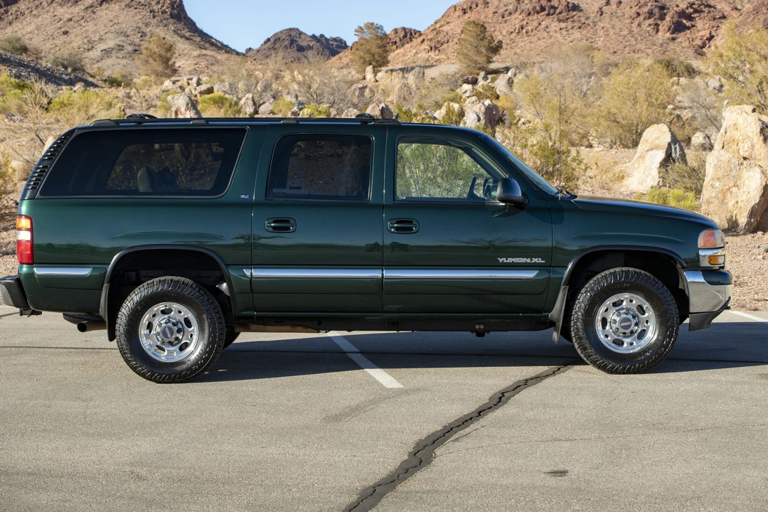 2001 GMC Yukon 2nd Gen - Image 15 of 31