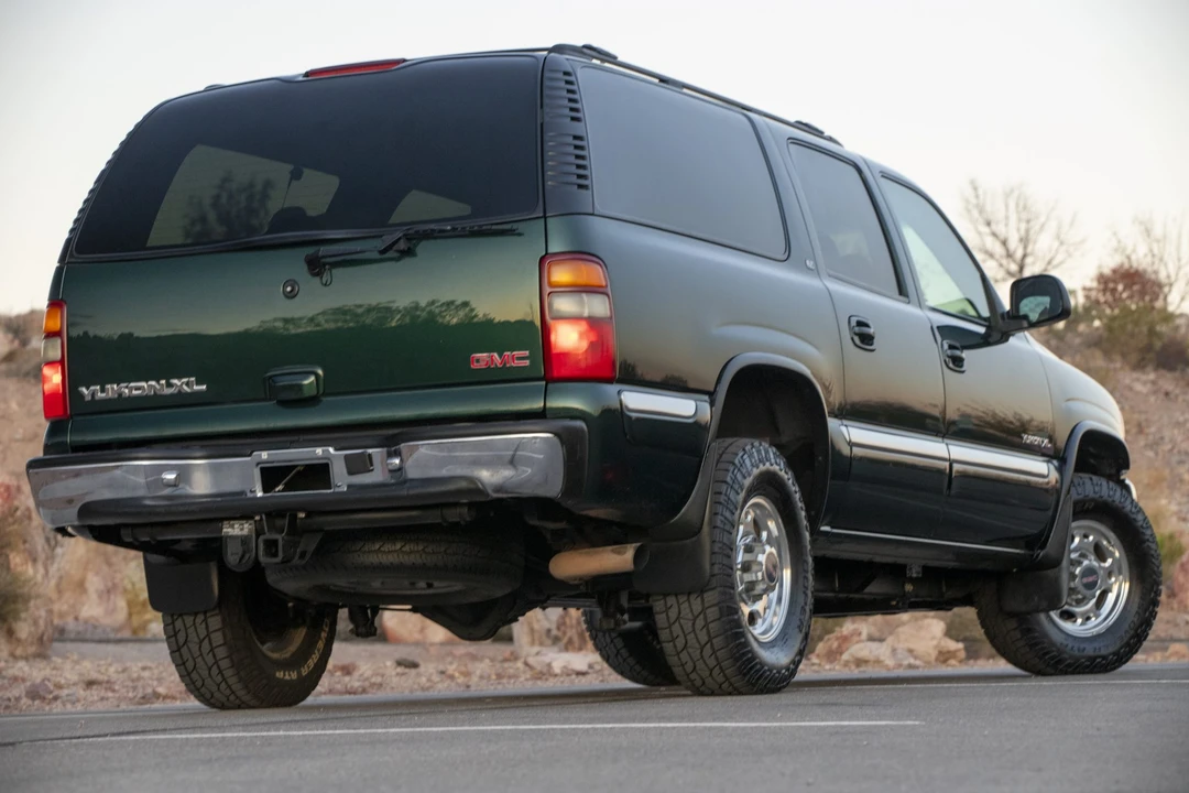 2001 GMC Yukon 2nd Gen - Image 20 of 31