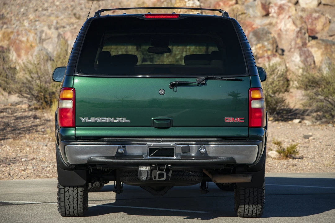 2001 GMC Yukon 2nd Gen - Image 28 of 31