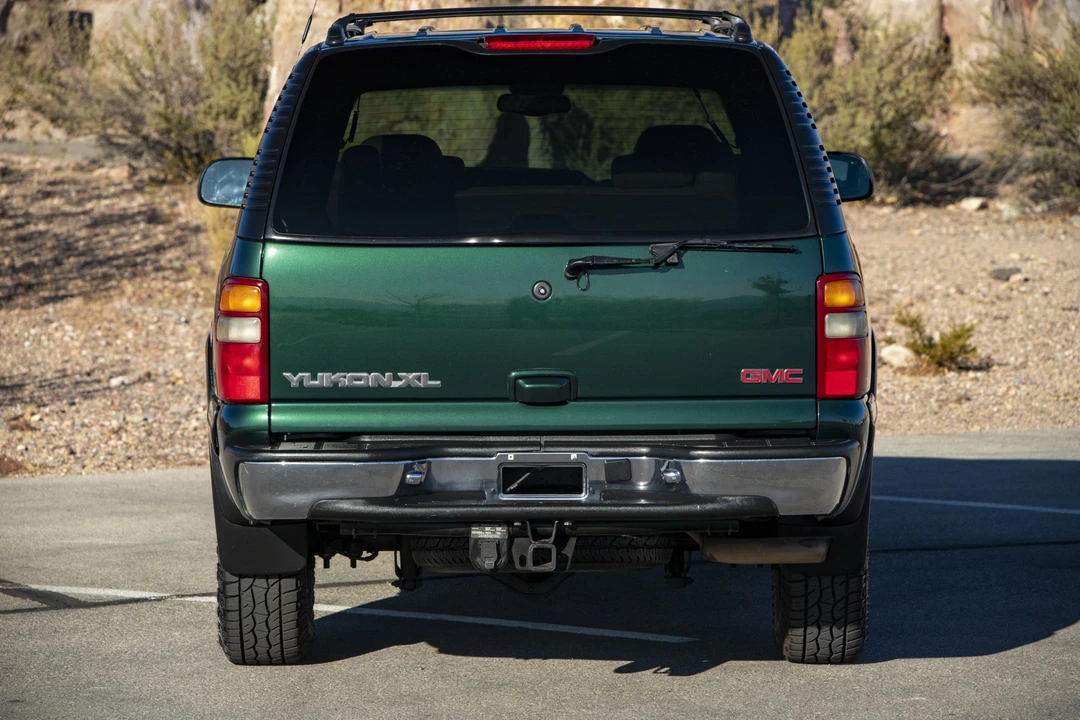 2001 GMC Yukon 2nd Gen - Image 30 of 31