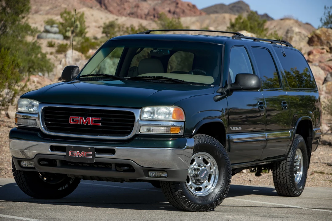 2001 GMC Yukon 2nd Gen - Image 2 of 31