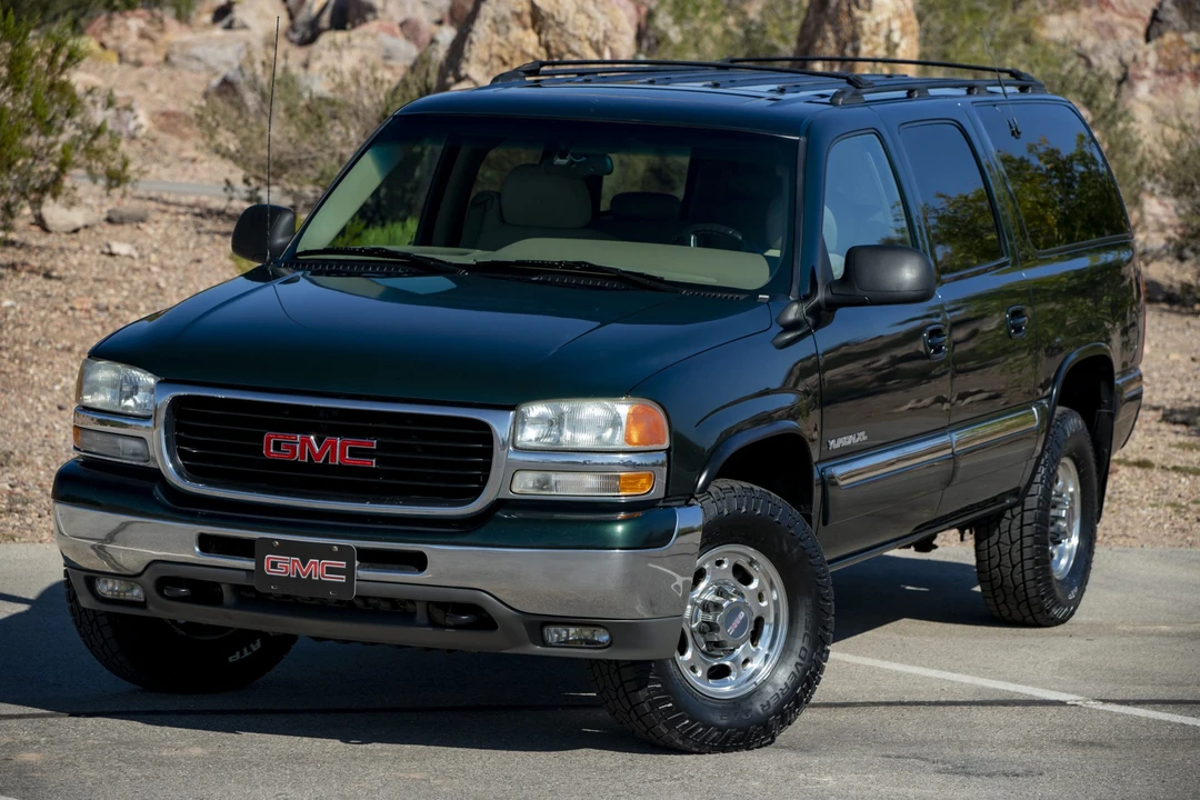 2001 GMC Yukon 2nd Gen - Image 3 of 31