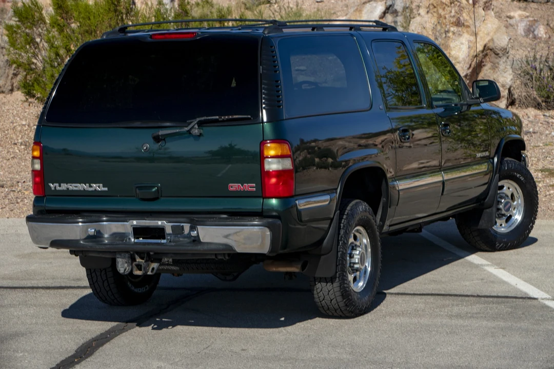 2001 GMC Yukon 2nd Gen - Image 18 of 31