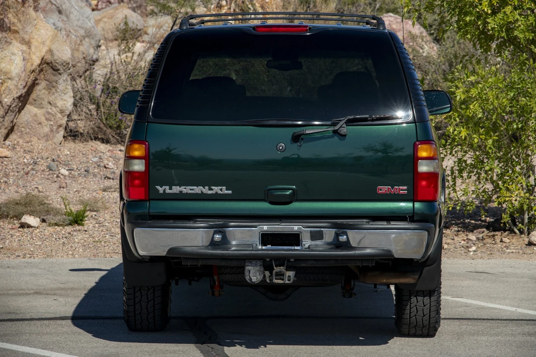 2001 GMC Yukon 2nd Gen - Image 14 of 31