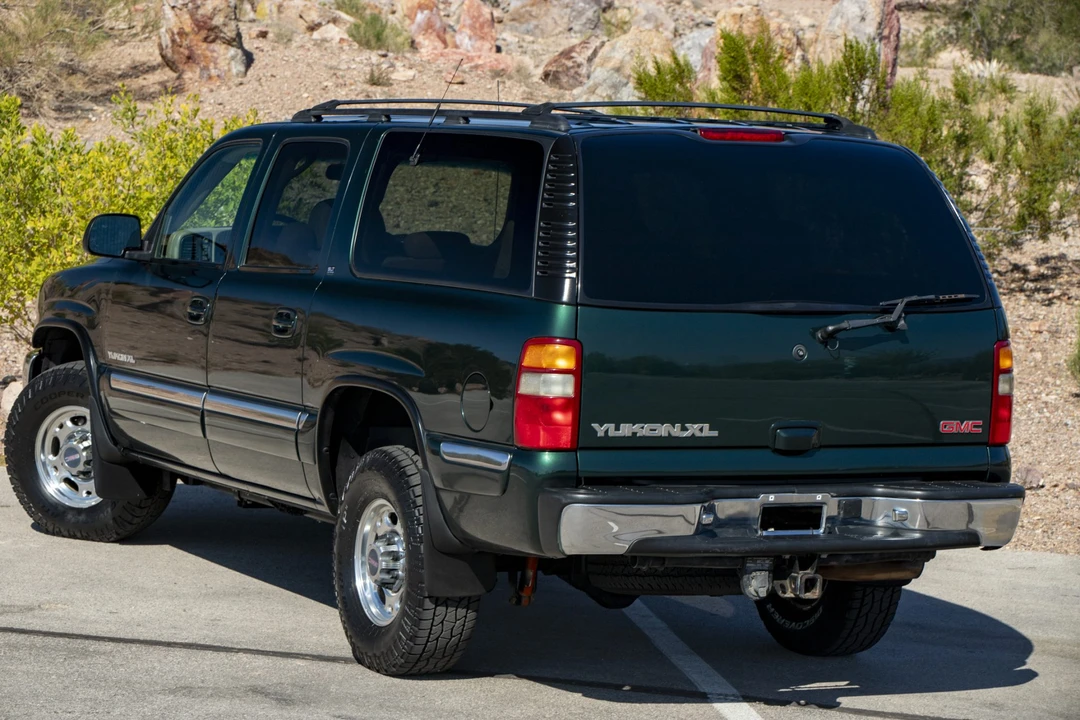 2001 GMC Yukon 2nd Gen - Image 12 of 31