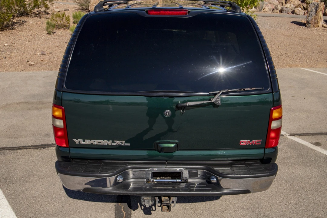 2001 GMC Yukon 2nd Gen - Image 16 of 31