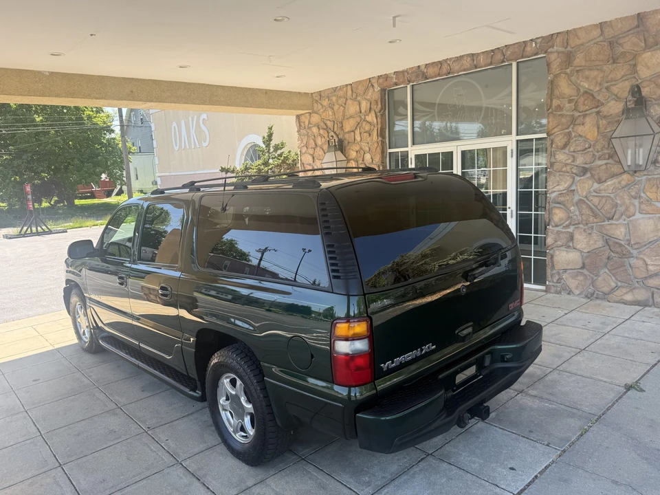 2001 GMC Yukon 2nd Gen - Image 10 of 31