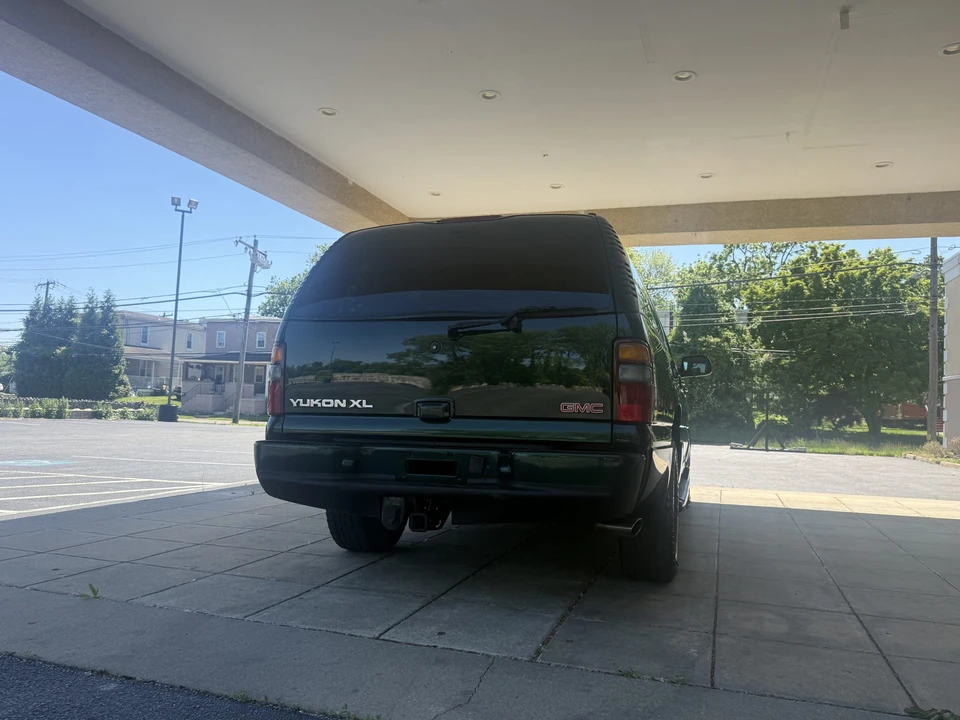 2001 GMC Yukon 2nd Gen - Image 17 of 31