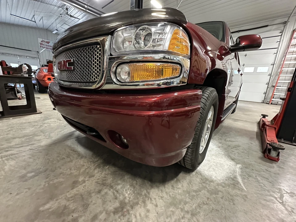 2001 GMC Yukon 2nd Gen - Image 12 of 31