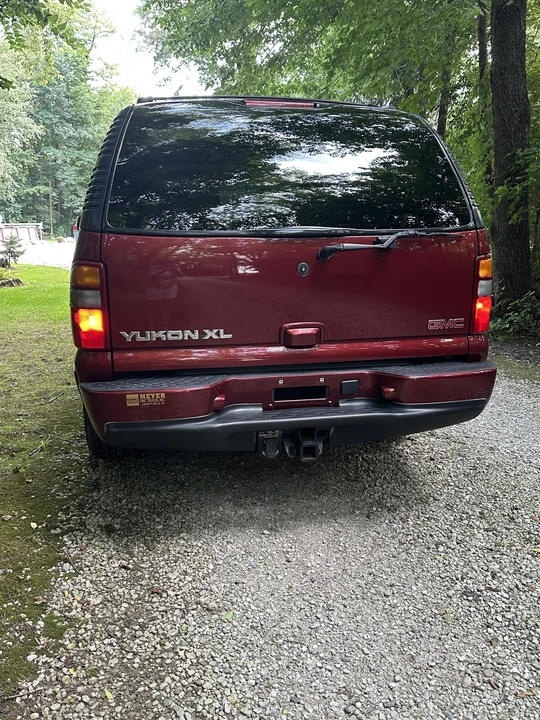 2001 GMC Yukon 2nd Gen - Image 7 of 31