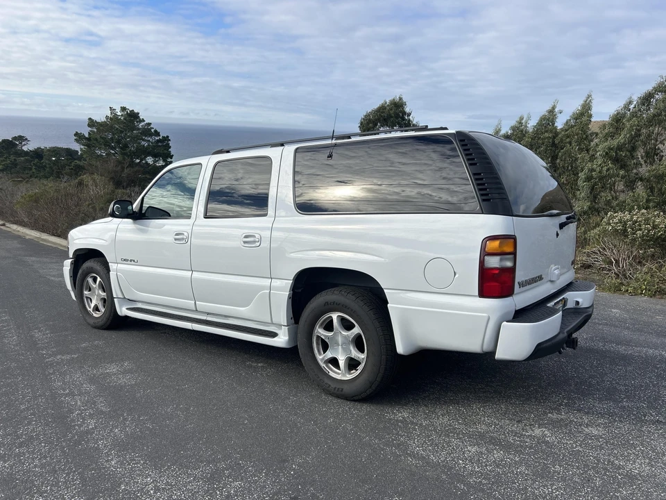 2001 GMC Yukon 2nd Gen - Image 5 of 31