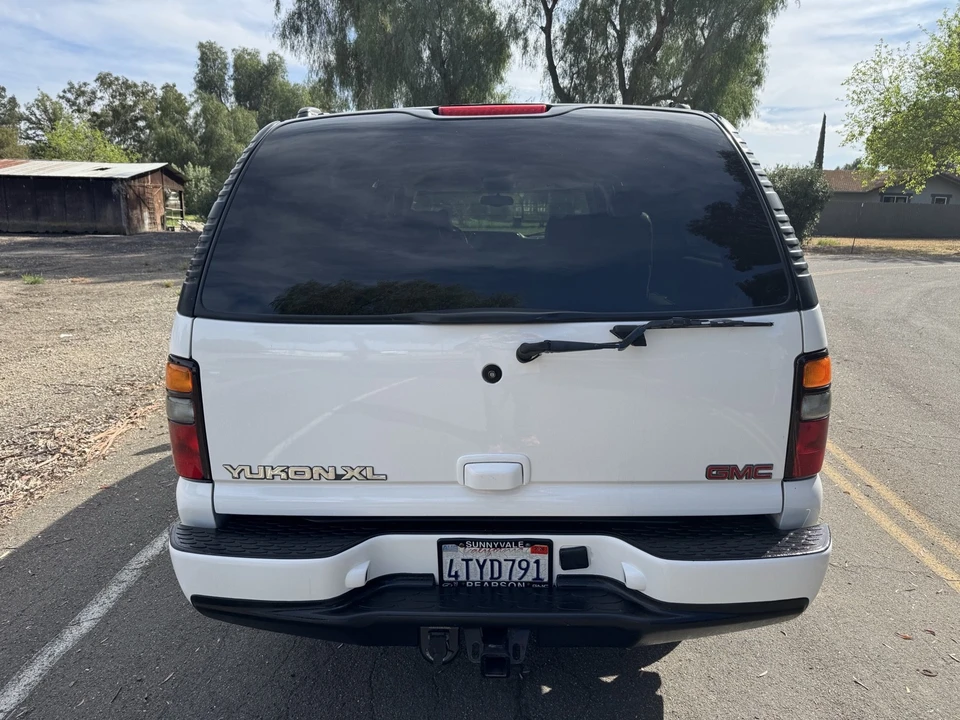2001 GMC Yukon 2nd Gen - Image 10 of 19