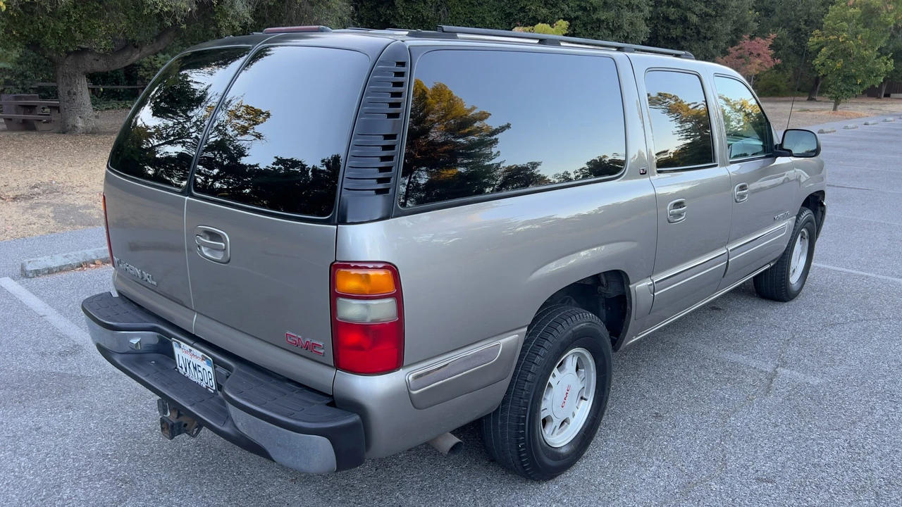 2001 GMC Yukon 2nd Gen - Image 25 of 31