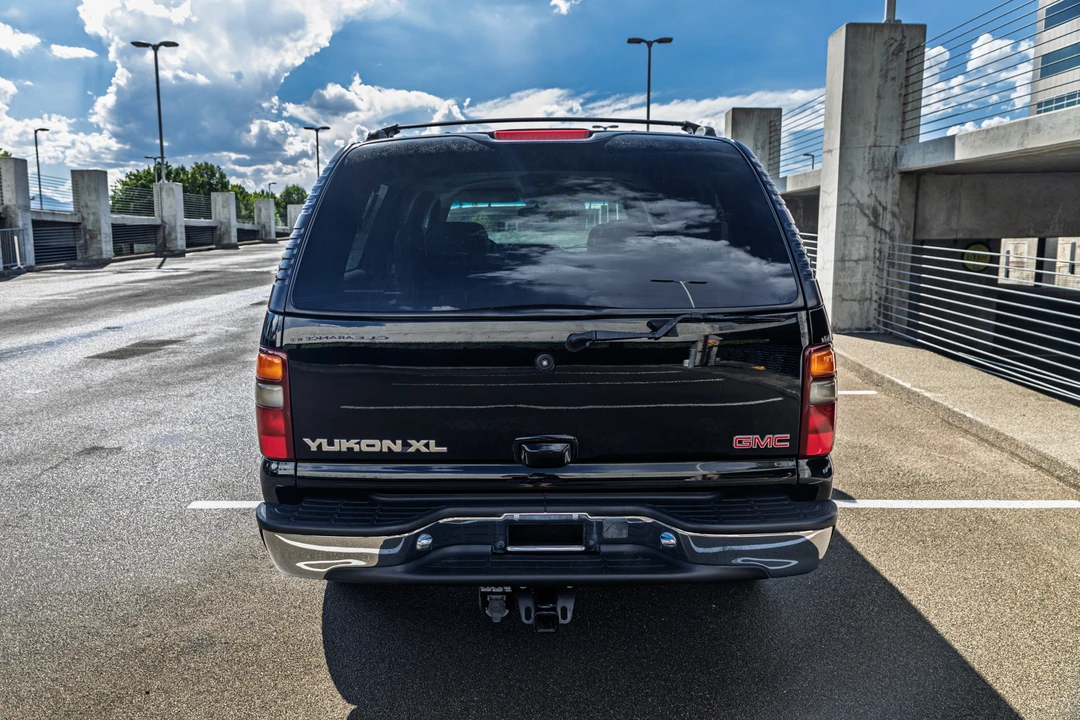 2001 GMC Yukon 2nd Gen - Image 9 of 31