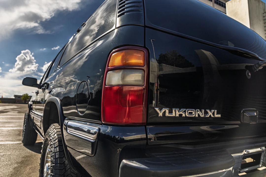 2001 GMC Yukon 2nd Gen - Image 27 of 31