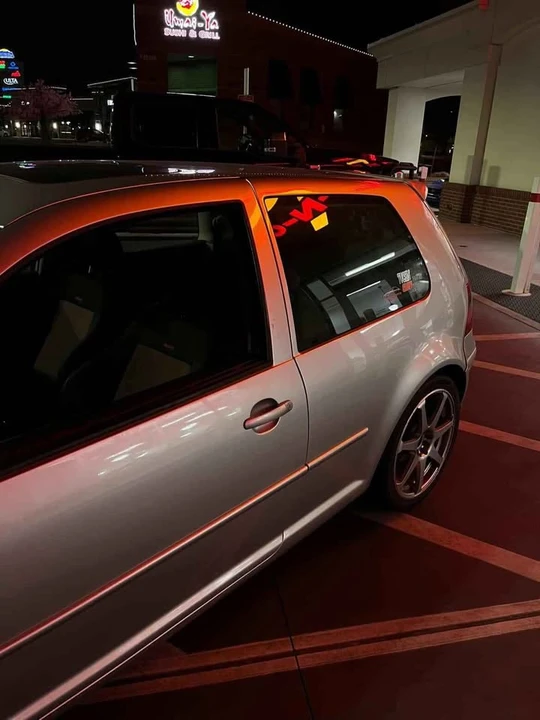 2001 Volkswagen GTI Mk4 - Image 2 of 4