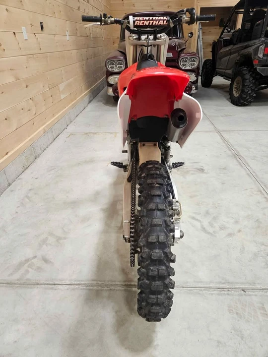 2001 Honda CR - Image 2 of 2