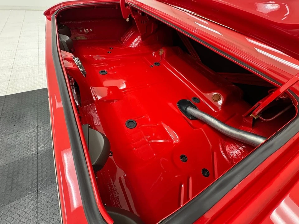 2001 Dodge Challenger - Image 28 of 31