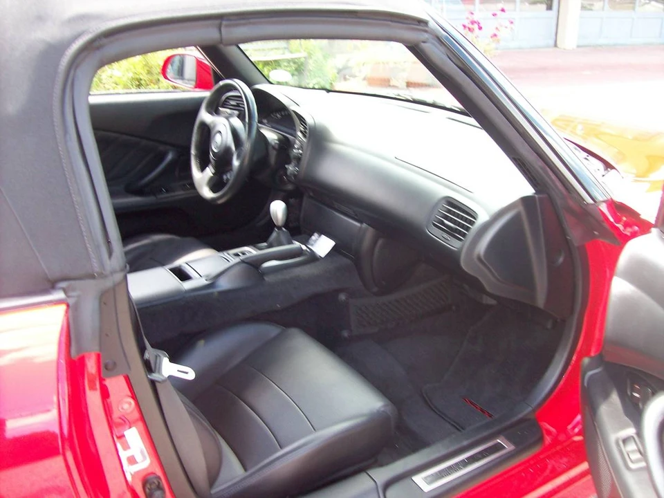2001 Honda AP1 S2000 - Image 4 of 4