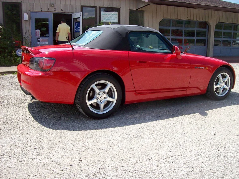 2001 Honda AP1 S2000 - Image 3 of 4