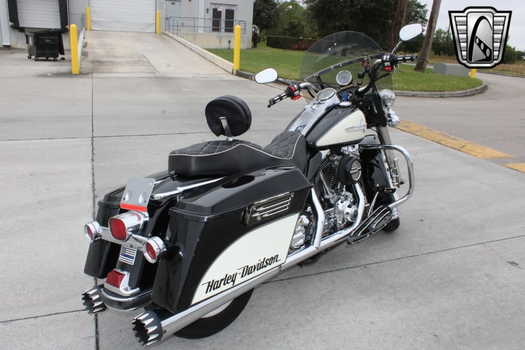 2001 Harley-Davidson Touring Twin Cam - Image 13 of 21