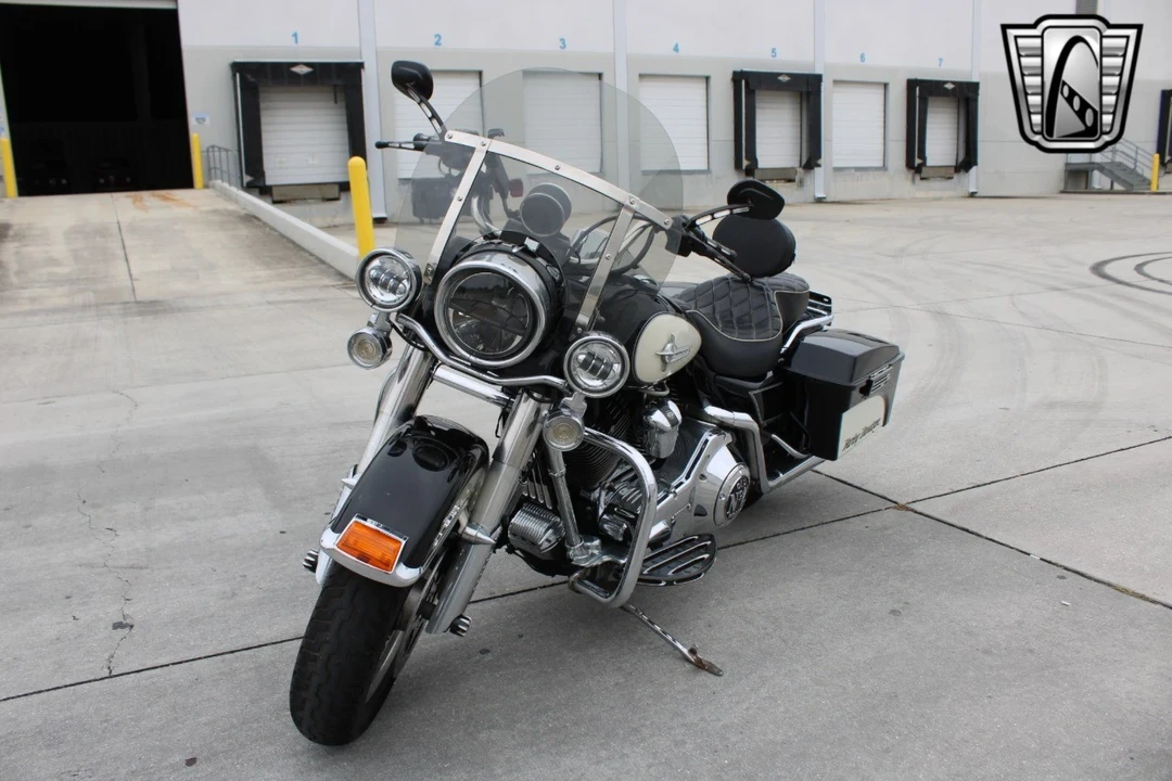 2001 Harley-Davidson Touring Twin Cam - Image 7 of 12